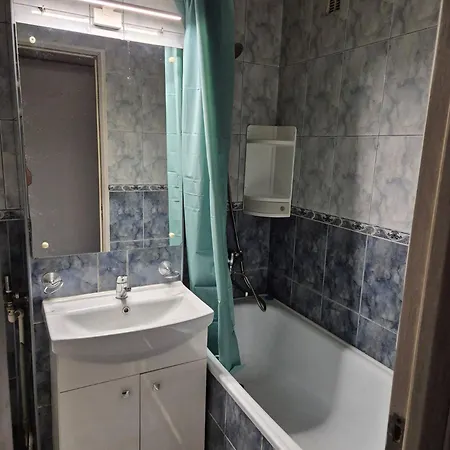 2 In Center Apartment Craiova